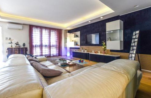 Beautiful Home In San Giovanni La Punta - Foto 4