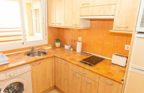 Apartamento Sereno 4 | Piscina, Garaje, Terraza y Playa - Foto 7