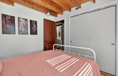 Cabin w River Access Fire Pit Grill WiFi & More - Foto 43