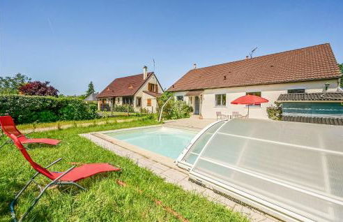 Gorgeous Home In Briare With Sauna - Photo 10