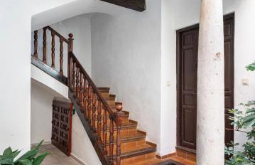 Spacious Sunny and Quiet Albayzin Apartment - Photo 35