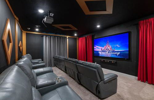 Spectacular Home Near Disney With Private Pool, Movie Theater And Pool Table With Waterpark & Resort Access - 332Sf - Foto 21