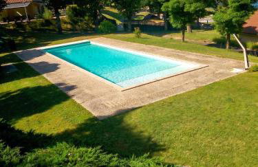 Bungalow charmant à Rochechouart avec vue sur lac - Foto 6