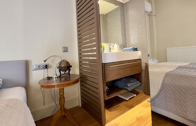 Captain's Luxury Suite - Photo 5