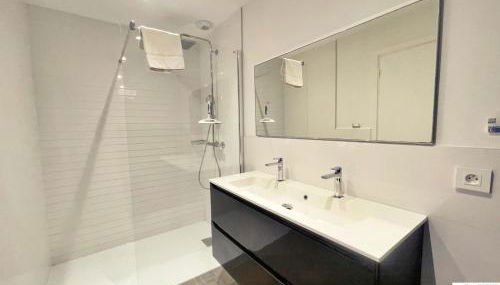 Architect's Villa - 10-12 people - Pool - 4 bedrooms - Foto 2, Shower