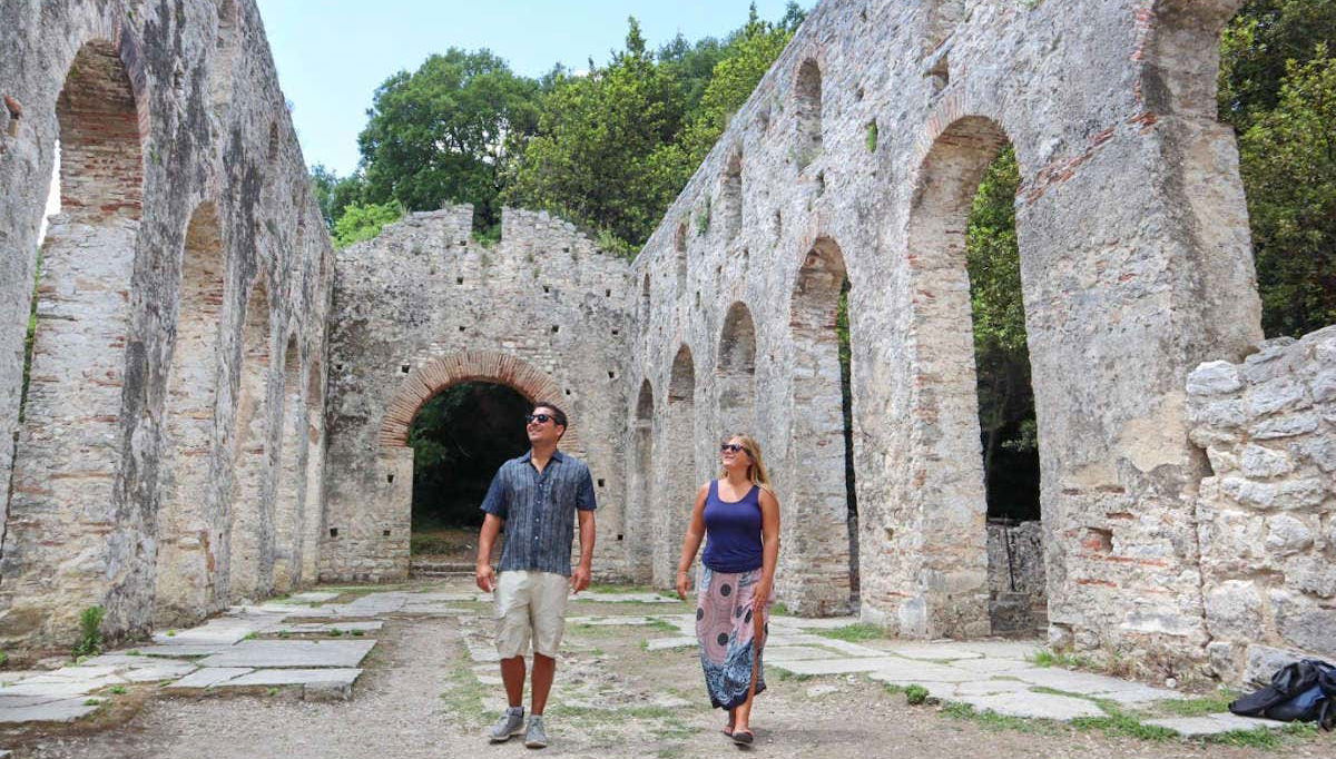 Tour in Sarandë - Foto 1