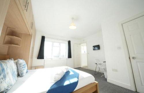 Private Rooms-Private Bathrooms-Near Airport- CABIN CREW paradise - Foto 44