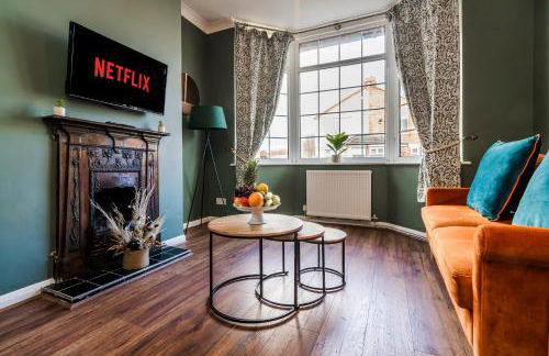 3 Bedroom House, Free Parking, Easy M53 Access - Photo 39