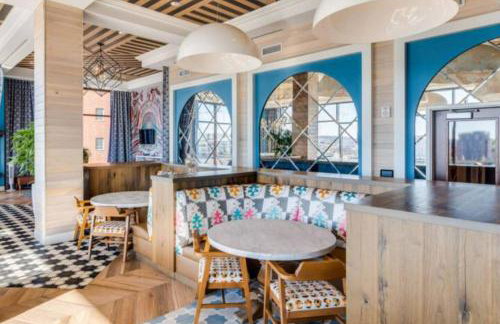 DT Gym Pool Rooftop 5 min walk to Stadiums - Foto 22