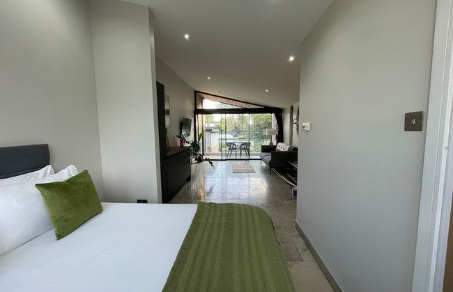 River View Guest House, Jacuzzi, Boat, Fire Hire - Photo 4