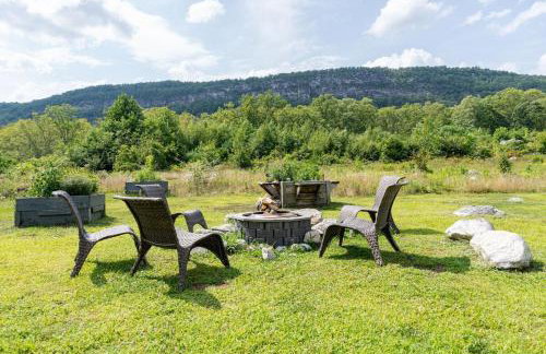 The Yuzu stunning mountain retreat with hot tub - Foto 51