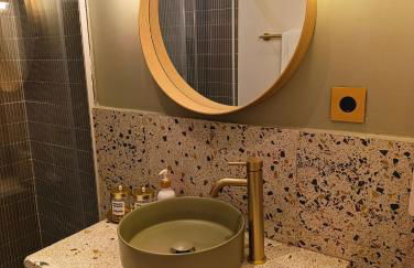 Beautiful Duplex Private Patio Alicante Center - Foto 60