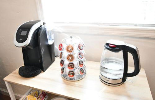 Private Unit / Private Bathroom Near BART & SF - Photo 6