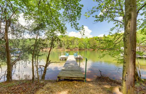 Decks and Yard Games Lakefront in Gainesville! - Foto 24