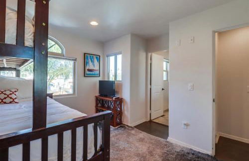 Bay View Dream - Steps to Bay, Rooftop Patio & AC - Foto 20