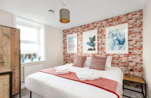 Executive Apartments - Photo 16