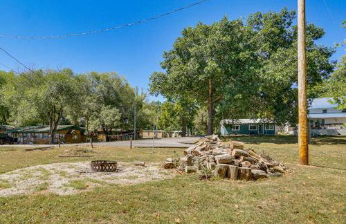 Steps to Water Lake of the Ozarks Getaway - Foto 20