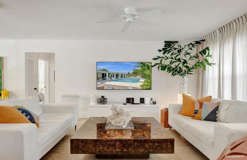 New! Waterfront Heated Pool, Fishing Pier, Designer Touches, 2mi to Beach - Photo 56