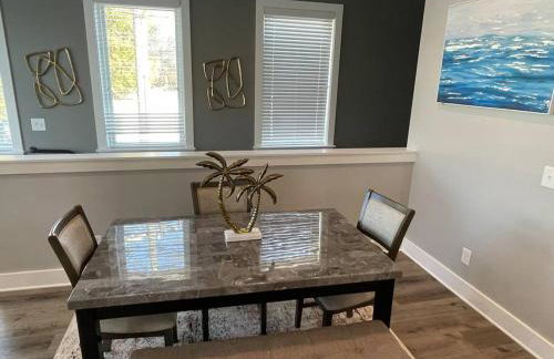 Pet friendly Wi-Fi luxury gated community downtown Greenville - Photo 12