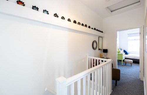 Earp House - Air Host & Stay - Sleeps 7 - Foto 47