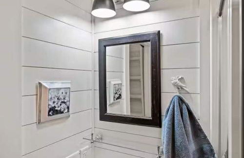 Cozy Family Luray Cabin w Fire Pit Grill WiFi & More - Photo 19