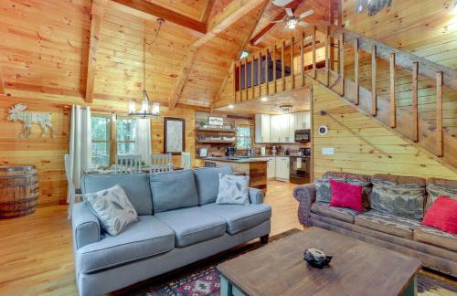 Mineral Bluff Cabin Hot Tub, Pets, and Peace - Foto 6