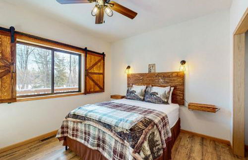 The Lake House - Photo 10