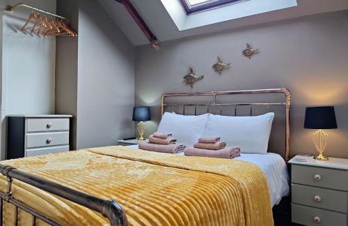 Cosy barn on rural smallholding with alpacas, goats & pigs - Foto 22