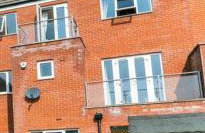 Broughton Haven 5 Beds House Free WiFi, Free parking, NETFLIX - Photo 17