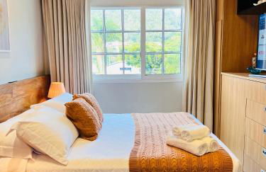 Granja Brasil - Lindo Studio - Com Piscina e Lazer - No Centro de Itaipava - Foto 5