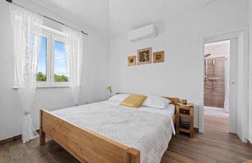 Villa Javor near Pula only 1 km from the beach with sea view and heated pool - Foto 31