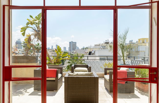 Amazing Duplex Penthouse with 2 Terraces by FeelHome - Photo 49