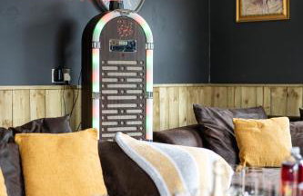 The Pine Lodge with Hot Tub and Games Room - Foto 3