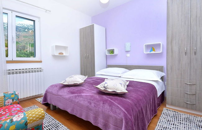 Attractive Villa in Kastel Luksic on Mount Kozjak - Foto 2