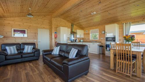 The Chalet, Holidays for All - Foto 4