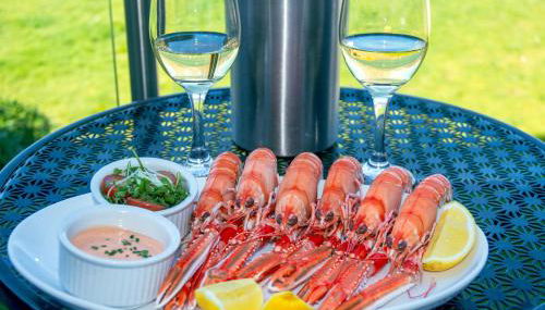 Loch Linnhe Waterfront Lodges with Hot Tubs - Foto 5