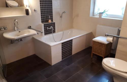 Exclusive Rollstuhlgerechte Wohnung " Ebbe " barreirefrei 3 Erw Klenkind in Ostfriesland - Photo 7