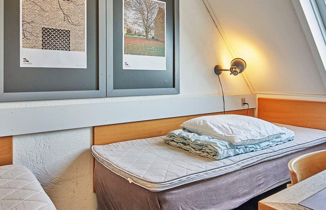 5 Person Holiday Home on a Holiday Park in Gudhjem - Photo 8