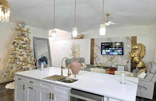 Top-of-the-line decoration! Next to Tampa outlets, - Foto 2