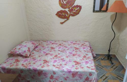 Pousada-Flat-Kitnet Mobiliada c Sala e 40m2 de conforto - Foto 3