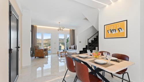 Annasa Fine Living Villa Suites - Foto 5, English/Irish breakfast, room service, storage, toaster, Game Room, Other