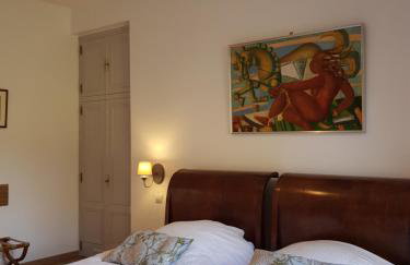 Château de Salvert - 4 Gîtes - 32 personnes - Foto 9