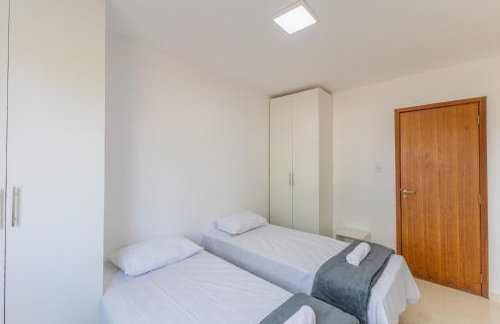 Apt em Condomínio pé na areia - Praia da Perola - Foto 22