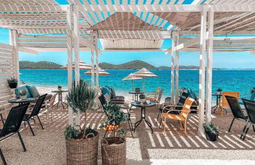 BUQEZ ECO RESORT - Beach Villas 2 and 8 - Seaview, new wifi! - Photo 72