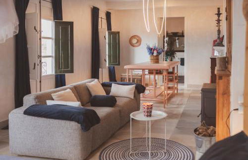 Cortijo Banana, villa rural para grupos grandes y piscina privada entre olivos - Foto 54