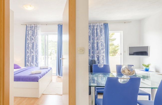 Apartmani Nikolina - Photo 10