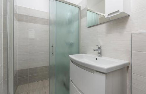 Villa Buroli with Pool, Sauna and Jacuzzi - Foto 24