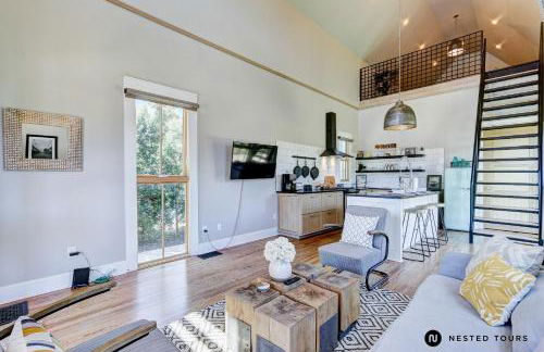 The Shotgun House from Fixer Upper - 800 5-Stars - Steps to Silos, BU, & Downtown - Foto 8