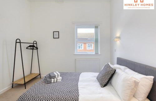 City Centre - Free Parking - HPC transport links - By Hinkley Homes Short Lets & Serviced Accommodation - Foto 17
