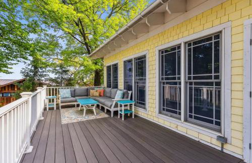 Coastal Cottage by Juniper Holiday + Home - Photo 30